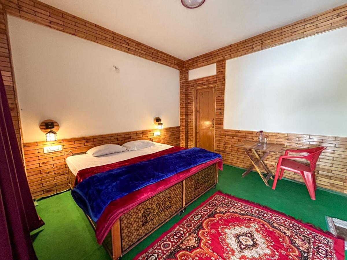 Tandav And Aparthotel